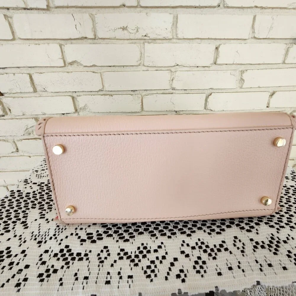 Euc Kate Spade Peach Scallop Leather Crossbody Bag Purse - Picture 8 of 14